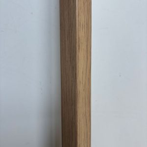 05133_1.jpg Završna (ugaona) lajsna za zidne letvice 25×25×2900mm – svetli hrast (05133)